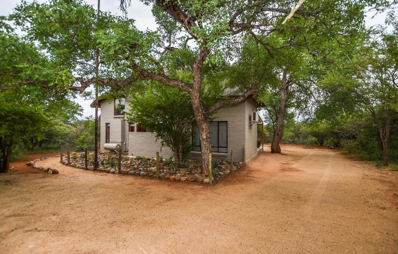 フッドスプルイト Khiza Bush Retreatヴィラ エクステリア 写真